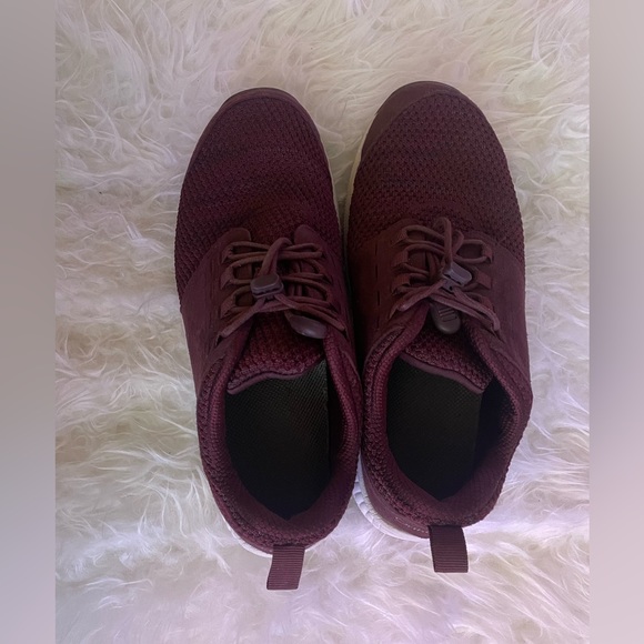 Orthofeet burgundy sneakers size 10 wide - Picture 7 of 7